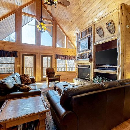 Edge Of The Park Lodge Sevierville Extérieur photo