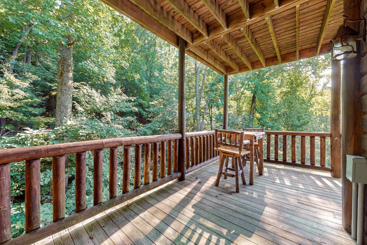 Edge Of The Park Lodge Sevierville Extérieur photo