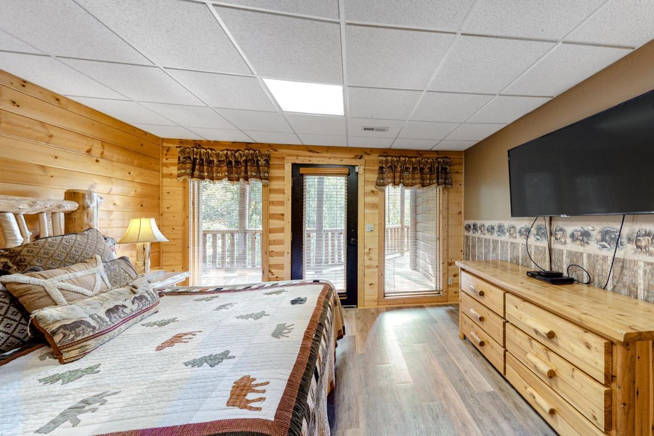 Edge Of The Park Lodge Sevierville Extérieur photo