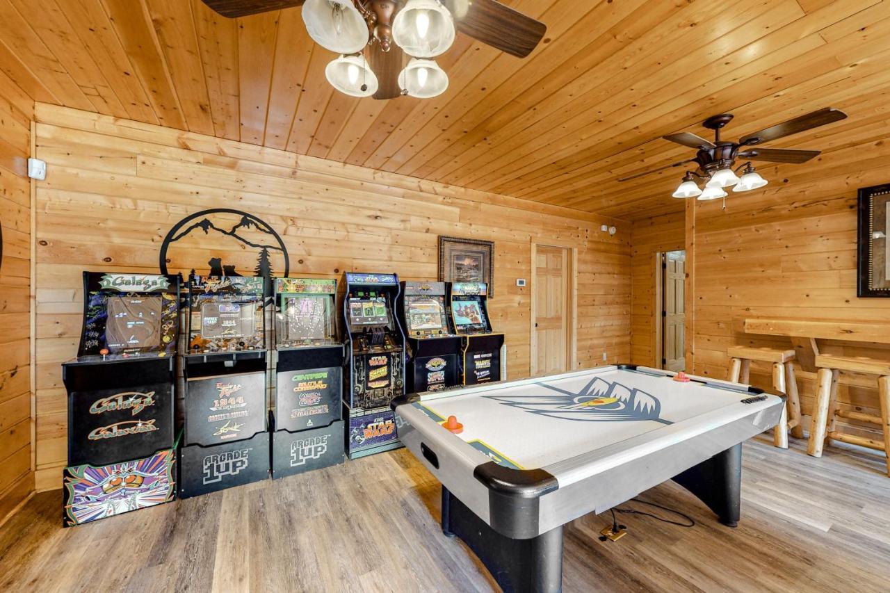 Edge Of The Park Lodge Sevierville Extérieur photo